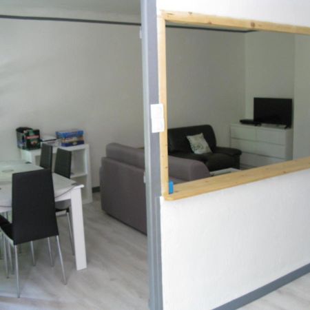Location& Gites 萨尔里昂 外观 照片